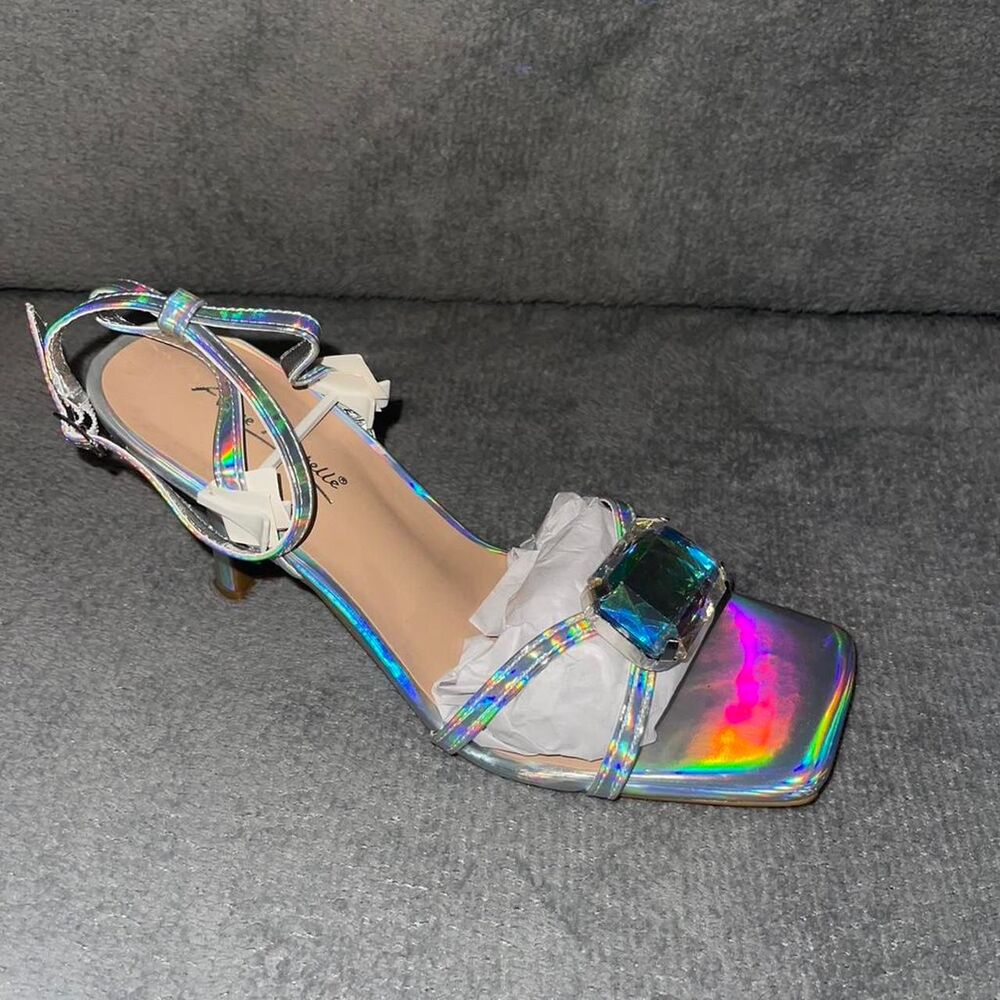 Anne Michelle Women's Size 7.5 Heels Holographic Silver New in Box